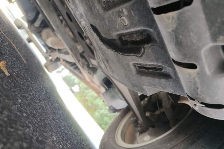 Used Wuling Hongguang 2015 1.5L S Basic Version China V Standard Chassis Front Left
