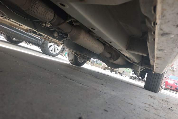 Used Wuling Hongguang 2015 1.5L S1 Standard China V-Emission Standards Chassis Front Left