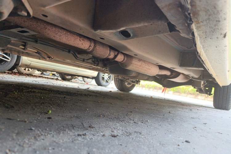 Used Wuling Hongguang 2015 1.5L S Basic Version China V Standard Chassis Front Left