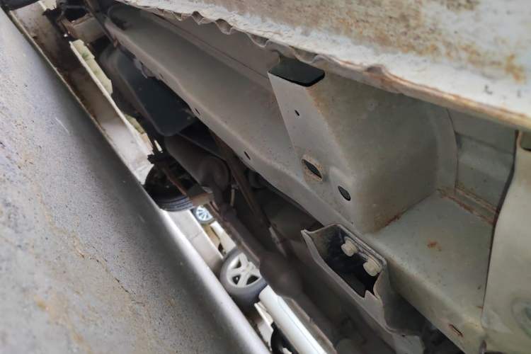 Used Wuling Hongguang 2015 1.2L S Base Model China V Standard Chassis Front Right