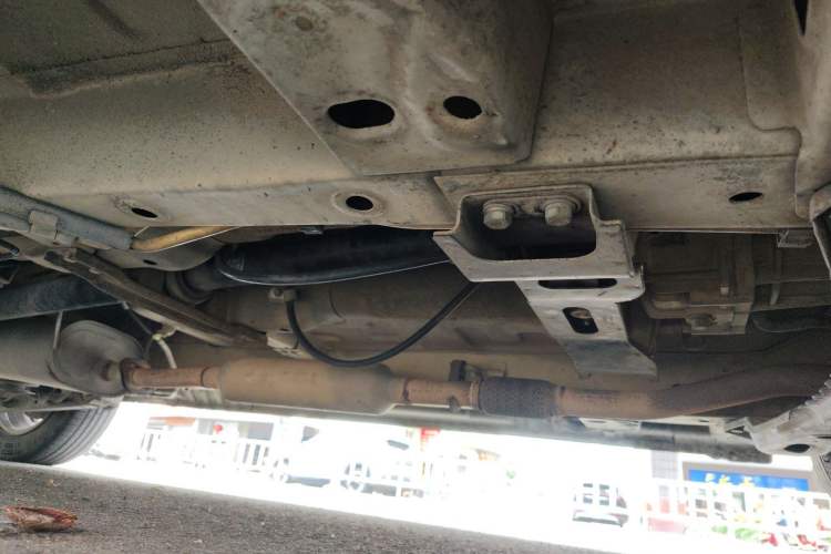 Used Wuling Hongguang 2015 1.5L S1 Comfort China V Standard Chassis Front Right