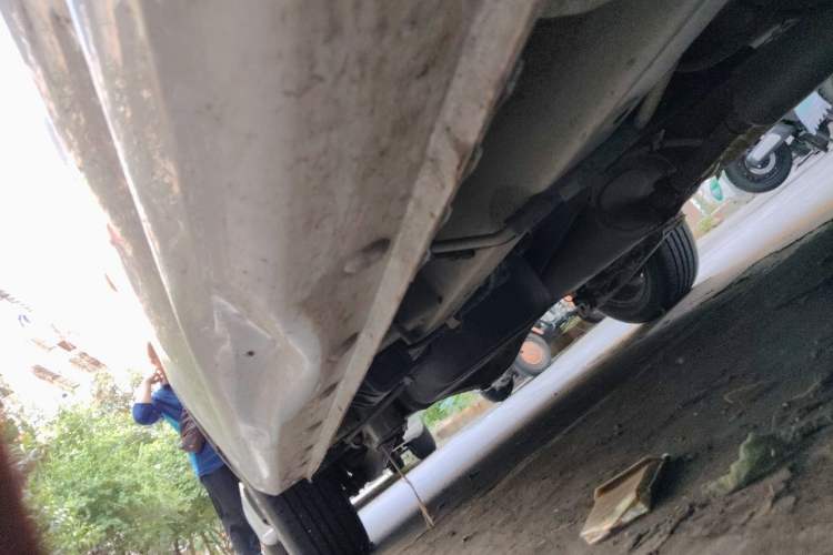 Used Wuling Hongguang 2015 1.5L S1 Standard China V-Emission Standards Chassis Front Right