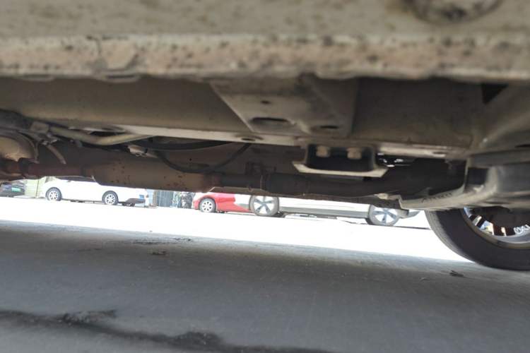 Used Wuling Hongguang 2015 1.5L S Basic Version China V Standard Chassis Front Right