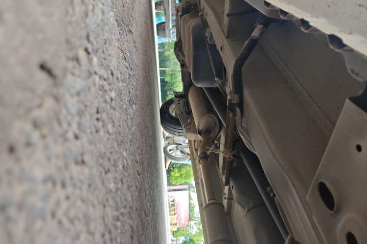 Used Wuling Hongguang 2015 1.2L S Base Model China V Standard Chassis Front Right