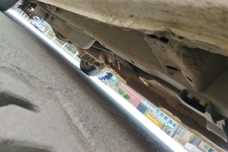 Used Wuling Hongguang 2015 1.5L S Basic Version China V Standard Chassis Front Right