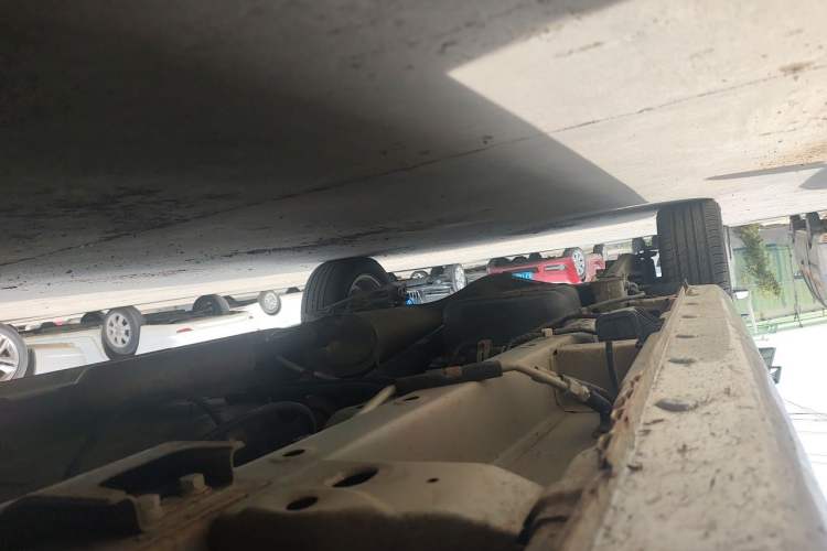 Used Wuling Hongguang 2015 1.5L S1 Standard China V-Emission Standards Chassis Front Right