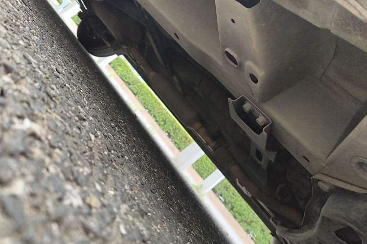Used Wuling Hongguang 2015 1.5L S Basic Version China V Standard Chassis Front Right