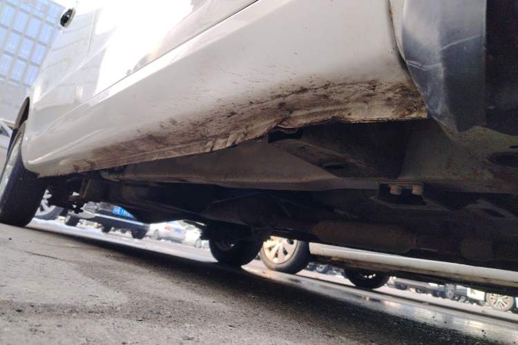 Used Wuling Hongguang 2015 1.5L S Base Model China IV Chassis Front Right