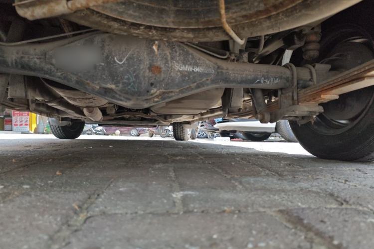 Used Wuling Hongguang 2015 1.5L S Basic Version China V Standard Chassis Rear