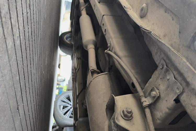 Used Wuling Hongguang 2015 1.5L S1 Comfort China V Standard Chassis Rear Left