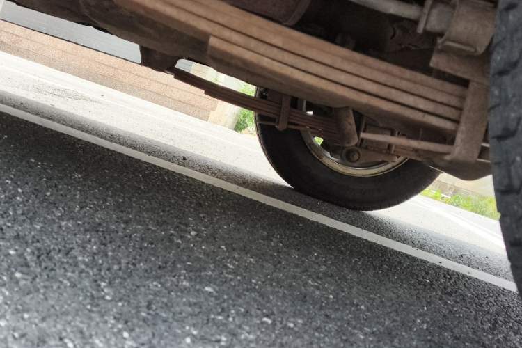 Used Wuling Hongguang 2015 1.5L S1 Standard China V-Emission Standards Chassis Rear Left