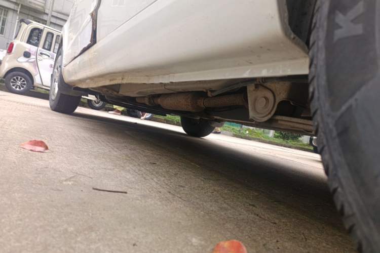 Used Wuling Hongguang 2015 1.5L S Basic Version China V Standard Chassis Rear Left