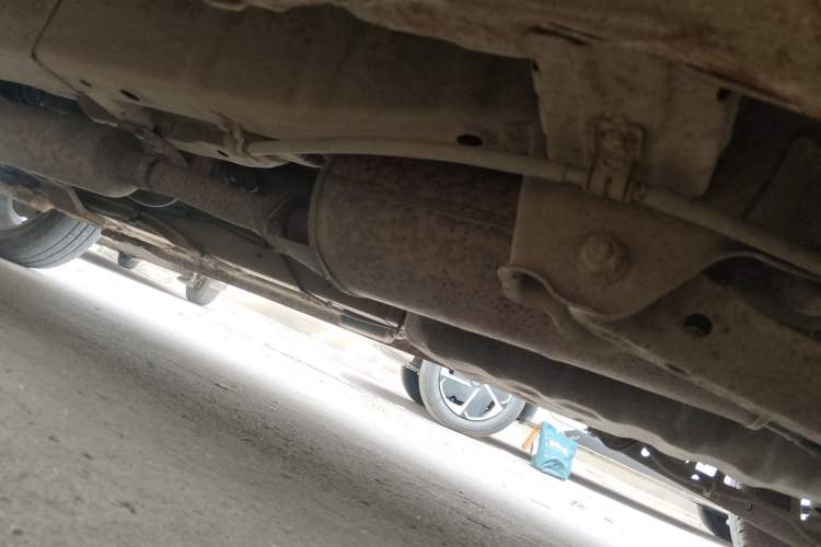 Used Wuling Hongguang 2015 1.5L S1 Standard China V-Emission Standards Chassis Rear Left