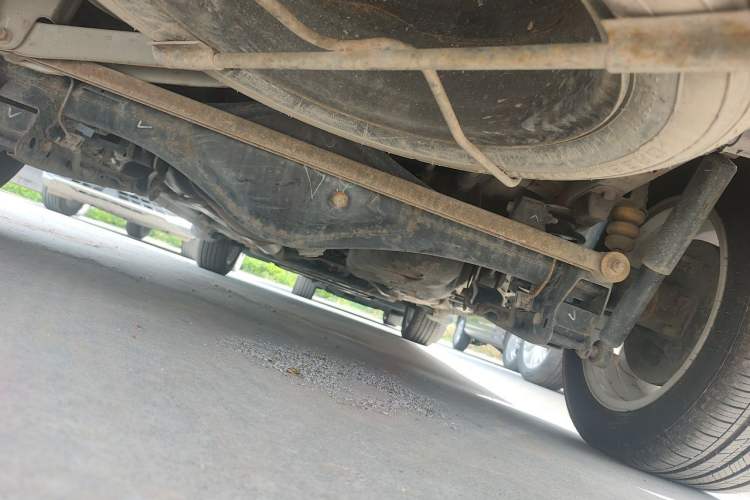 Used Wuling Hongguang 2015 1.5L S1 Standard China V-Emission Standards Chassis Rear