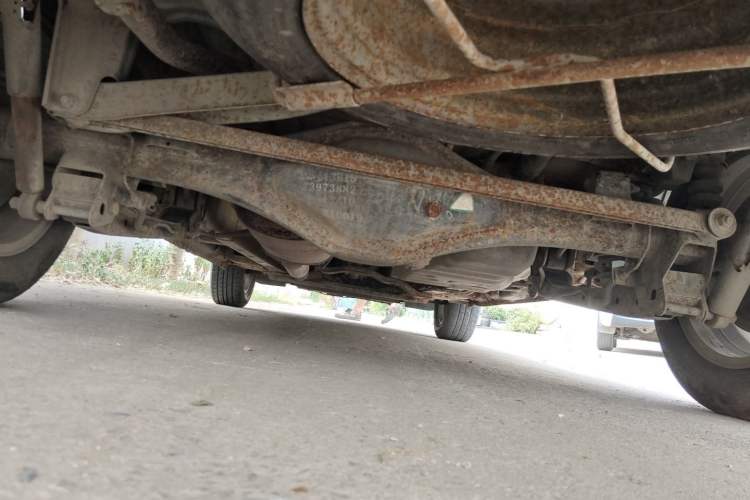 Used Wuling Hongguang 2015 1.5L S1 Standard China V-Emission Standards Chassis Rear