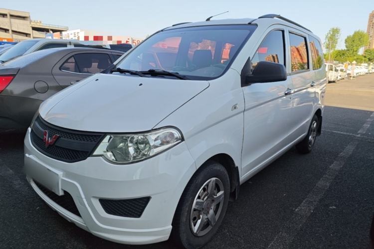 Używany Wuling Hongguang 2015 1.5L S Basic Version China V Standard Guazi used car, China used car export, Used car for sale, Used cars, Cheapest cars for sale