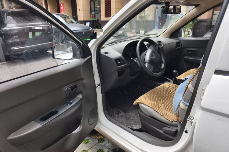 Used Wuling Hongguang 2015 1.2L S Base Model China V Standard Driver Seat