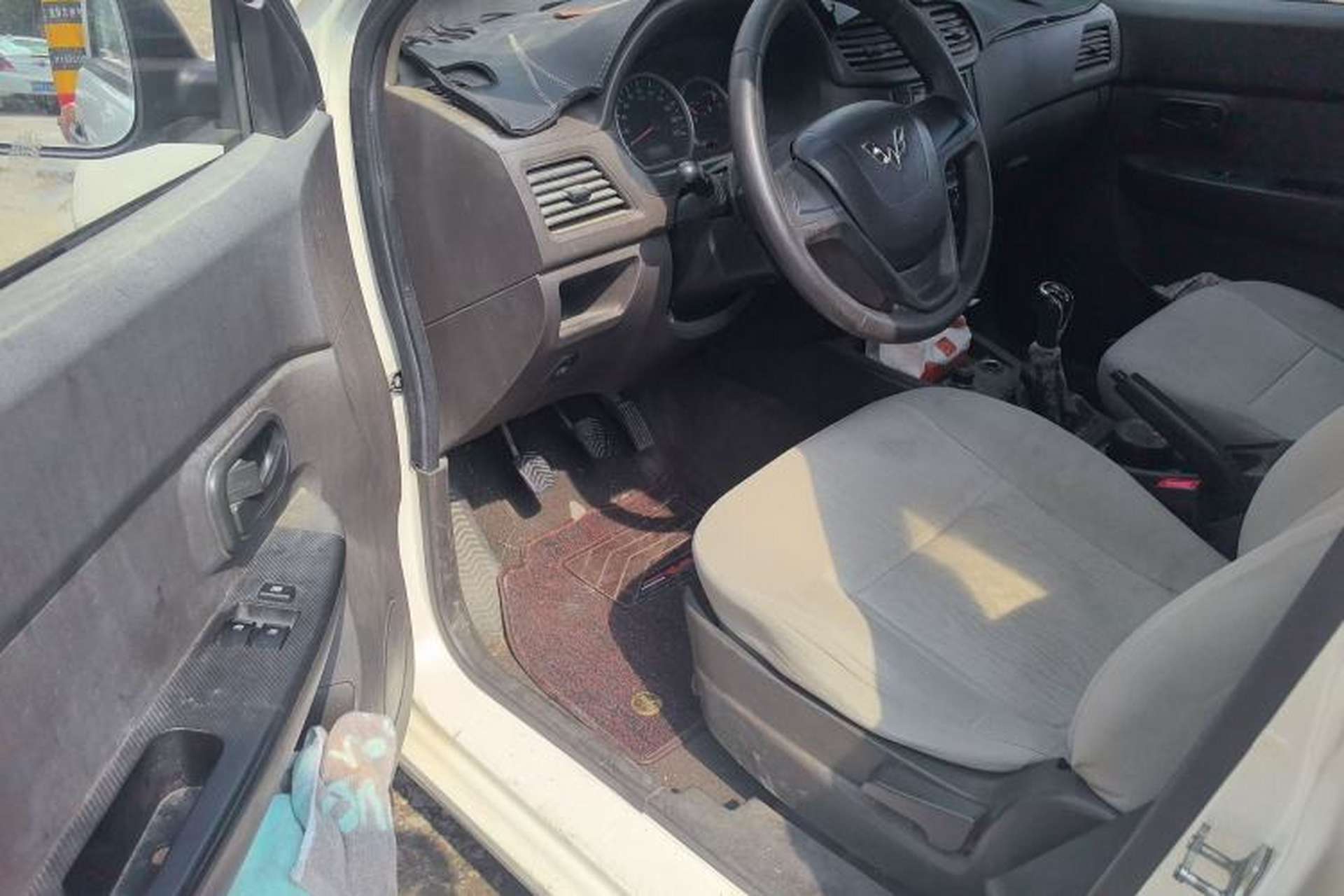Used Wuling Hongguang 2015 1.2L S Base Model China IV Driver Seat