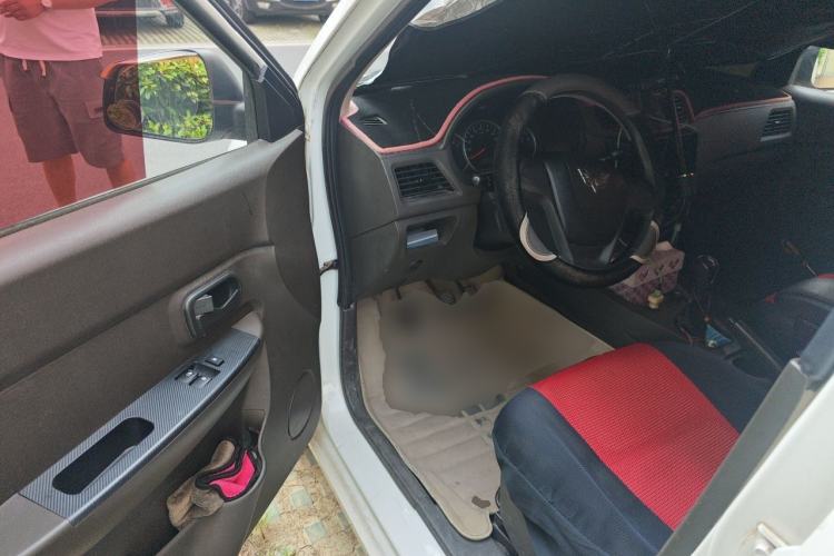 Used Wuling Hongguang 2015 1.2L S Base Model China V Standard Driver Seat