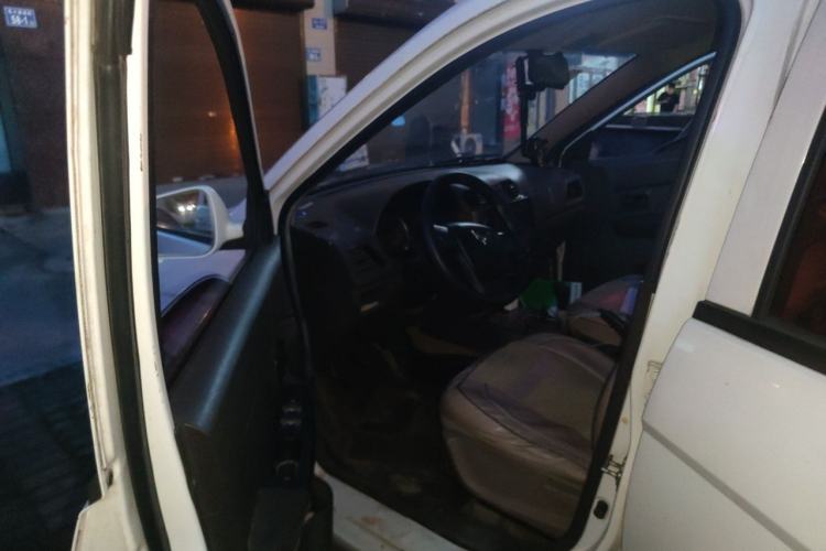 Used Wuling Hongguang 2015 1.5L S Basic Version China V Standard Driver Seat