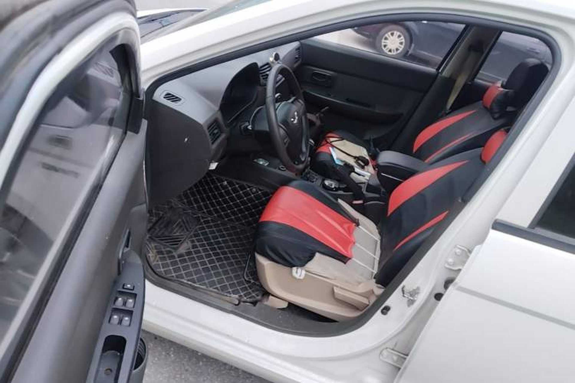 Used Wuling Hongguang 2015 1.5L S Basic Version China V Standard Driver Seat