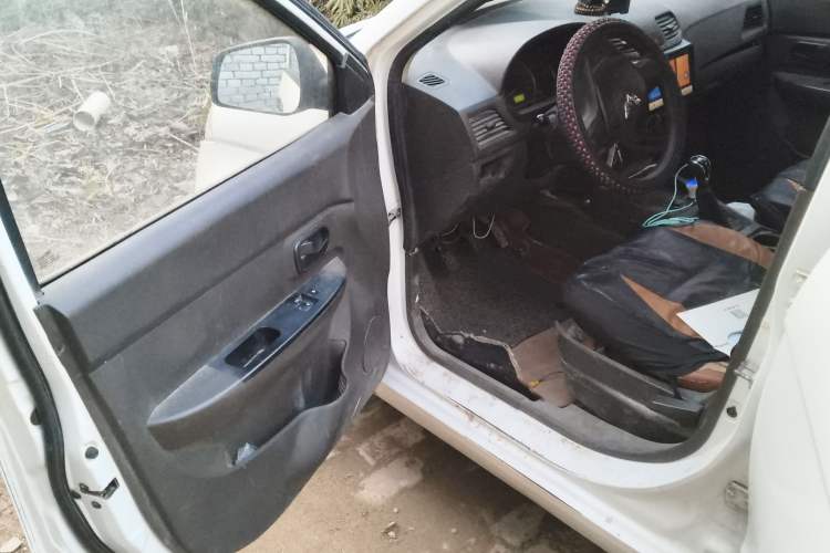 Used Wuling Hongguang 2015 1.2L S Base Model China V Standard Driver Seat