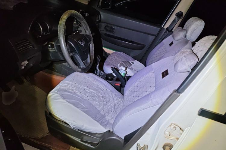 Used Wuling Hongguang 2015 1.2L S Base Model China V Standard Driver Seat