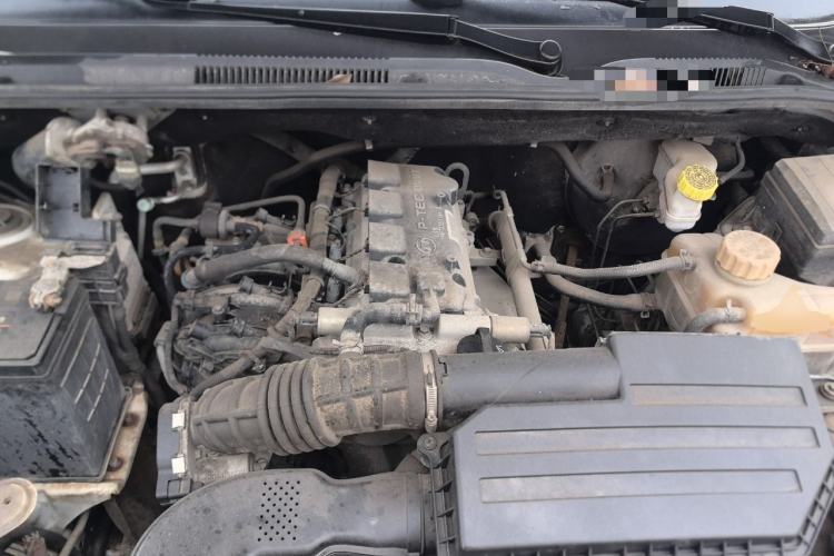 Used Wuling Hongguang 2015 1.5L S1 Standard China V-Emission Standards Engine Bay