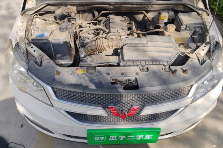 Used Wuling Hongguang 2015 1.5L S1 Standard China V-Emission Standards Engine Bay
