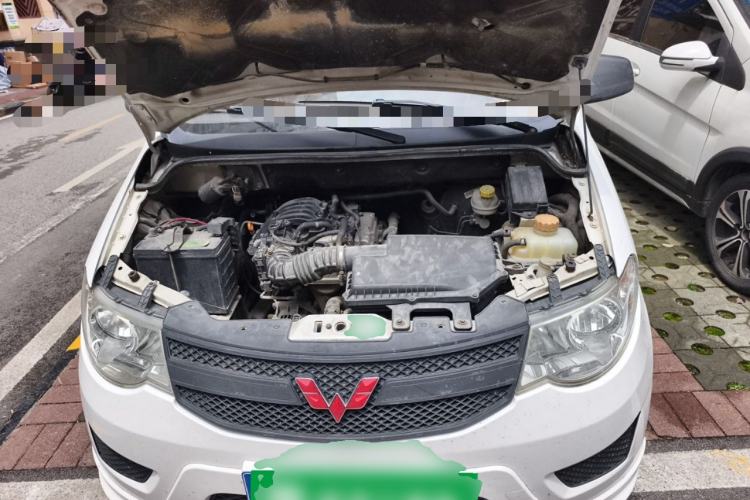 Used Wuling Hongguang 2015 1.2L S Base Model China V Standard Engine Bay