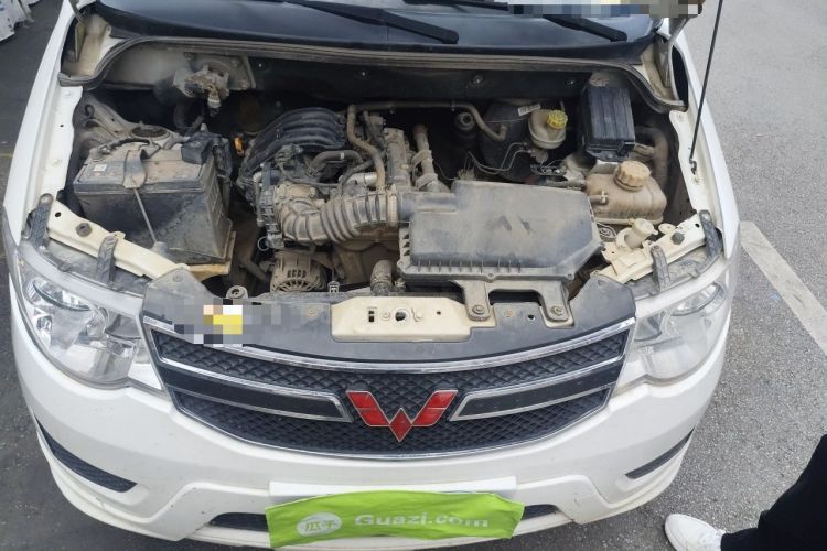 Used Wuling Hongguang 2015 1.2L S Base Model China V Standard Engine Bay