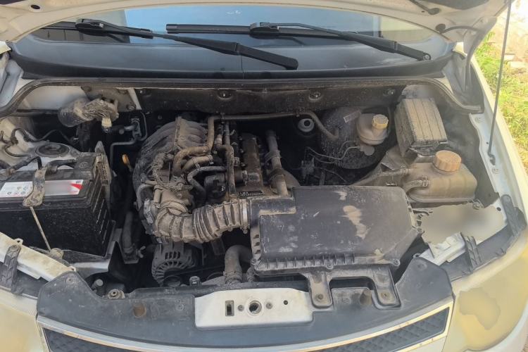 Used Wuling Hongguang 2015 1.2L S Base Model China IV Engine Bay