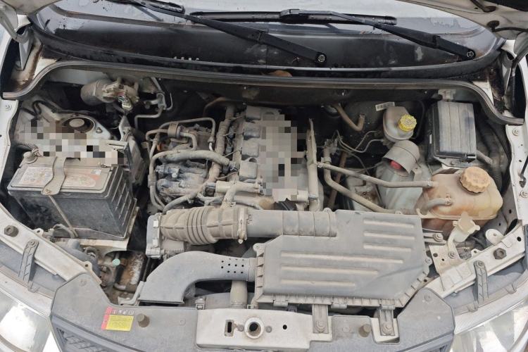 Used Wuling Hongguang 2015 1.5L S Basic Version China V Standard Engine Bay