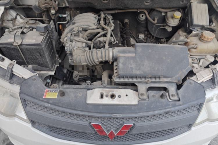 Used Wuling Hongguang 2015 1.2L S Base Model China V Standard Engine Bay