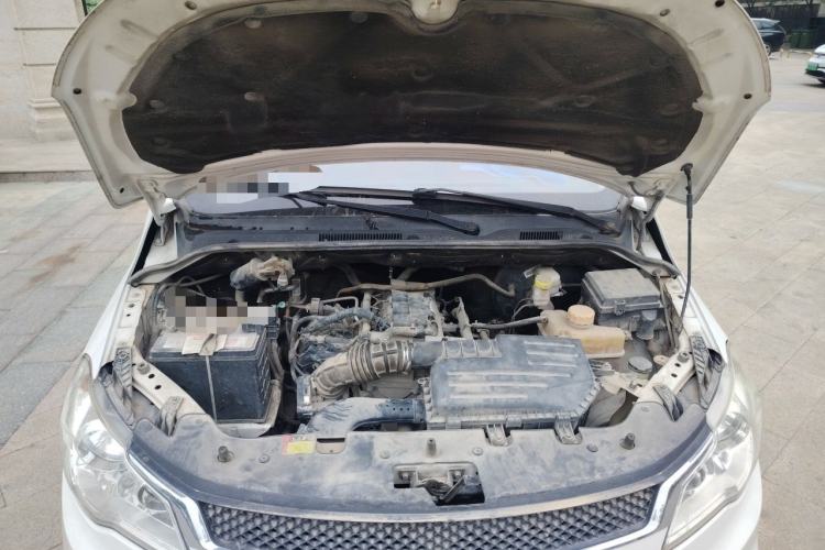Used Wuling Hongguang 2015 1.5L S1 Comfort China V Standard Engine Bay