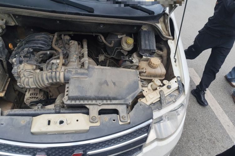 Used Wuling Hongguang 2015 1.2L S Base Model China V Standard Engine Bay Left