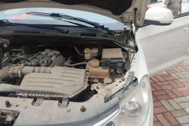 Used Wuling Hongguang 2015 1.5L S1 Standard China V-Emission Standards Engine Bay Left