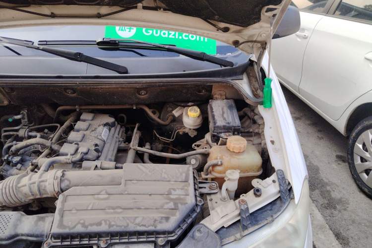 Used Wuling Hongguang 2015 1.5L S Base Model China IV Engine Bay Left
