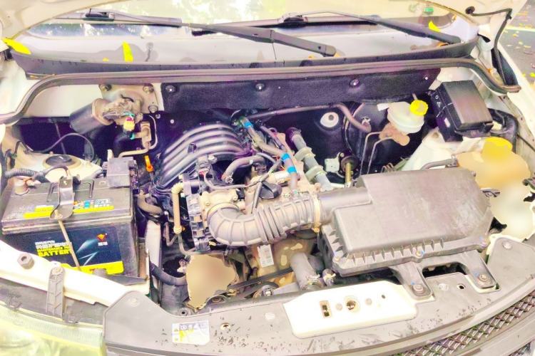 Used Wuling Hongguang 2015 1.2L S Base Model China V Standard Engine Bay