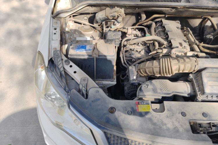 Used Wuling Hongguang 2015 1.5L S1 Standard China V-Emission Standards Engine Bay Right