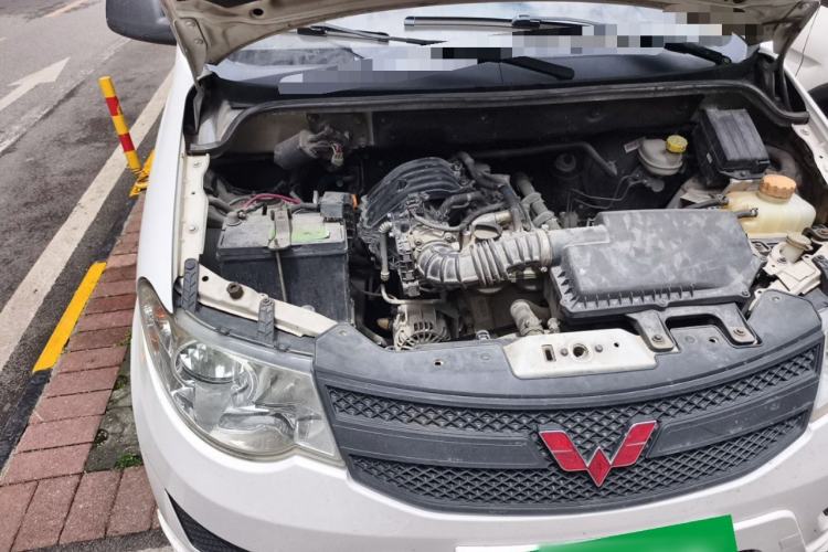 Used Wuling Hongguang 2015 1.2L S Base Model China V Standard Engine Bay Right