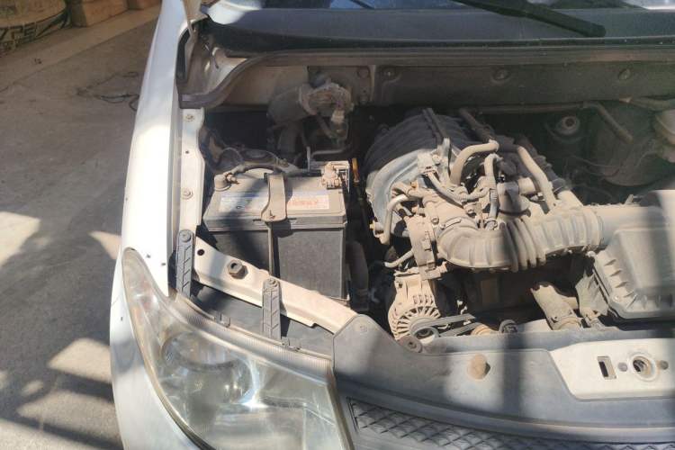 Used Wuling Hongguang 2015 1.2L S Base Model China V Standard Engine Bay Right
