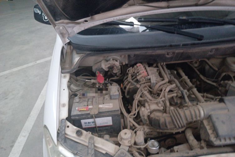 Used Wuling Hongguang 2015 1.2L S Base Model China V Standard Engine Bay Right