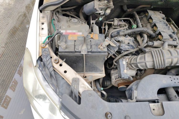 Used Wuling Hongguang 2015 1.5L S1 Comfort China V Standard Engine Bay Right