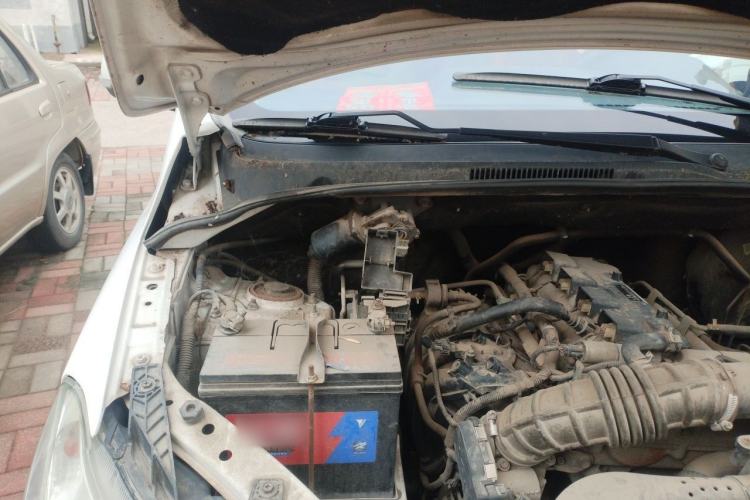 Used Wuling Hongguang 2015 1.5L S1 Standard China V-Emission Standards Engine Bay Right