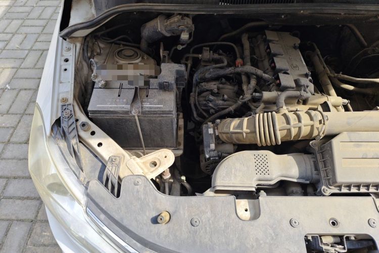 Used Wuling Hongguang 2015 1.5L S1 Comfort China V Standard Engine Bay Right