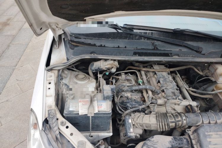 Used Wuling Hongguang 2015 1.5L S1 Comfort China V Standard Engine Bay Right