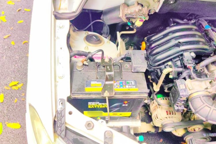 Used Wuling Hongguang 2015 1.2L S Base Model China V Standard Engine Bay Right