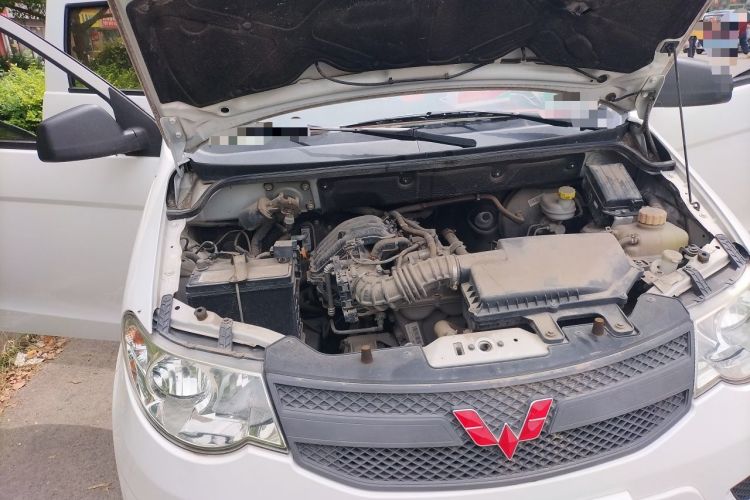 Used Wuling Hongguang 2015 1.2L S Base Model China V Standard Engine Bay Right