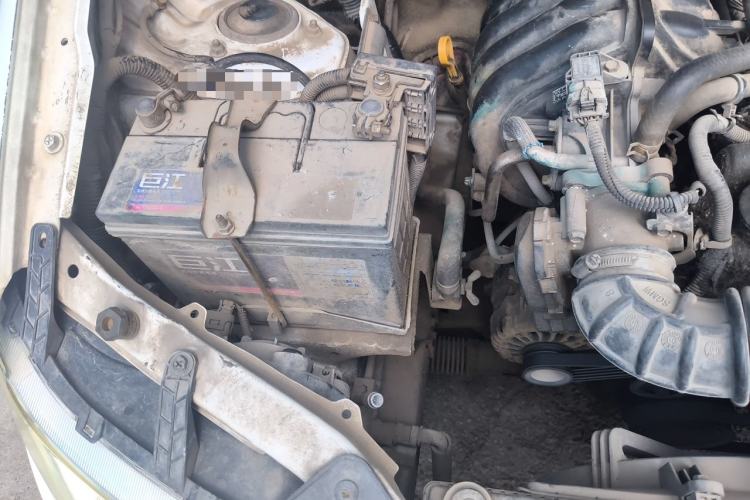 Used Wuling Hongguang 2015 1.2L S Base Model China V Standard Engine Bay Right